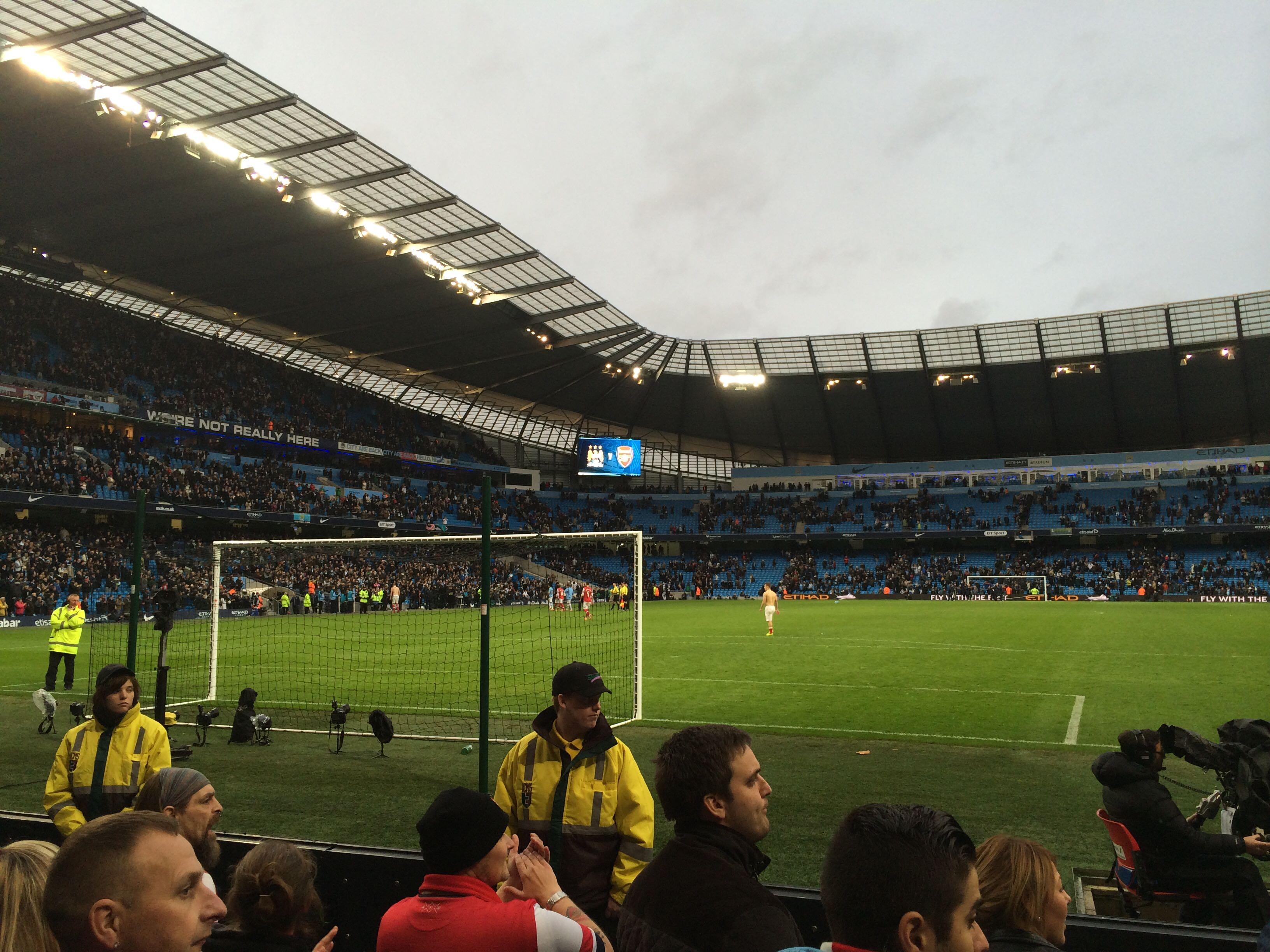 不仅仅关注 不仅仅关注