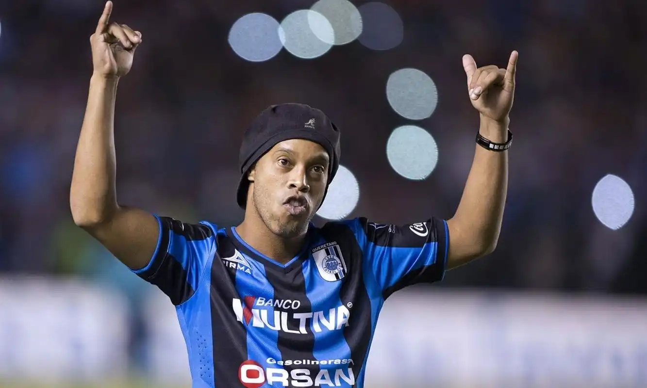 一步之遥的 一步之遥的