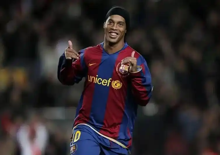 尤其在赛后 尤其在赛后